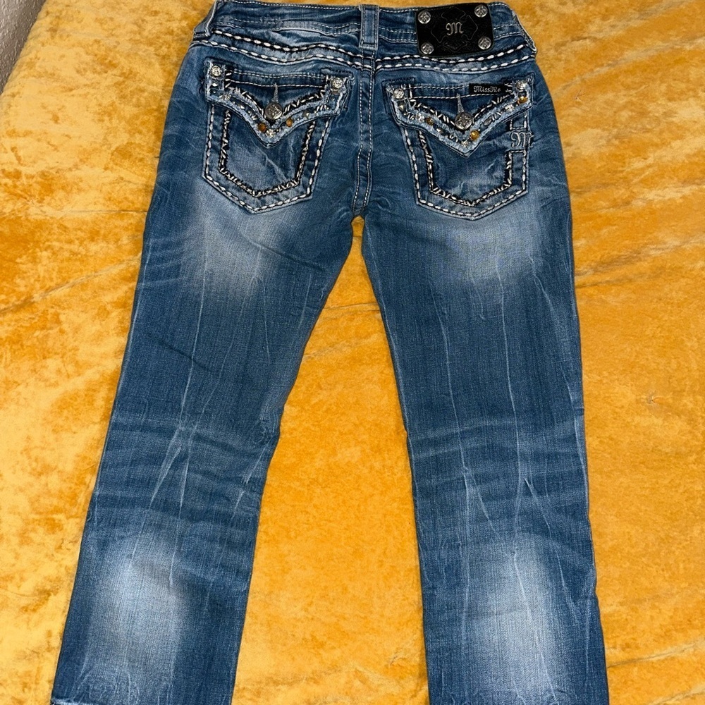 Miss Me Women's Blue Cuffef Capri with Embellished Pockets - Picture 8 of 9